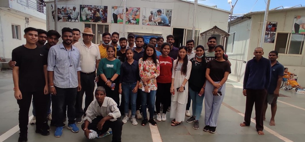 JK Business School students visits “The Earth Saviours Foundation” as a part of the annual CSR activity