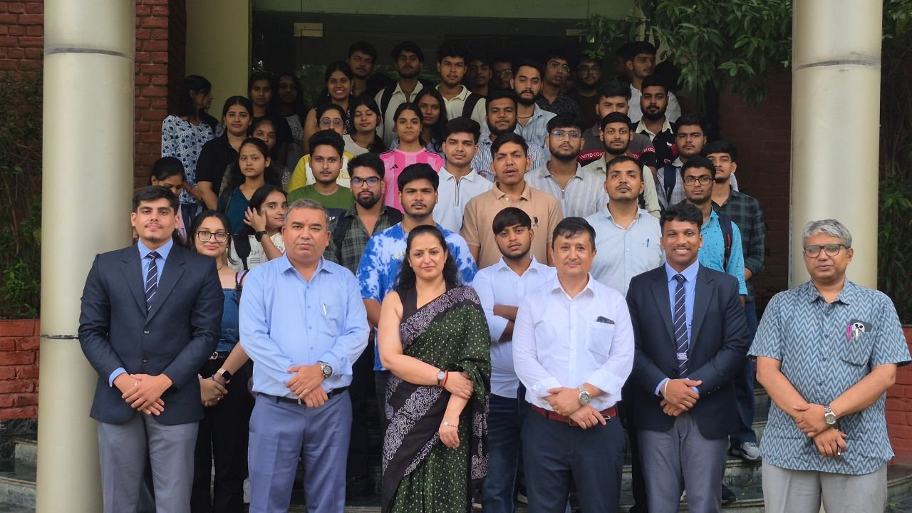 An Inspiring Industry Interaction with Mr. Vivek Pradhan at JK Business School, Gurugram