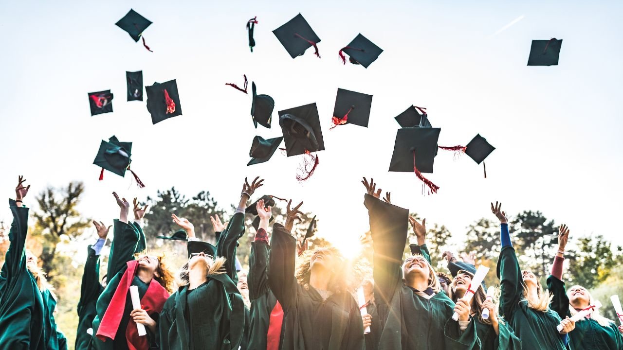 Why PGDM at JKBS is the Perfect Choice for Fresh Graduates