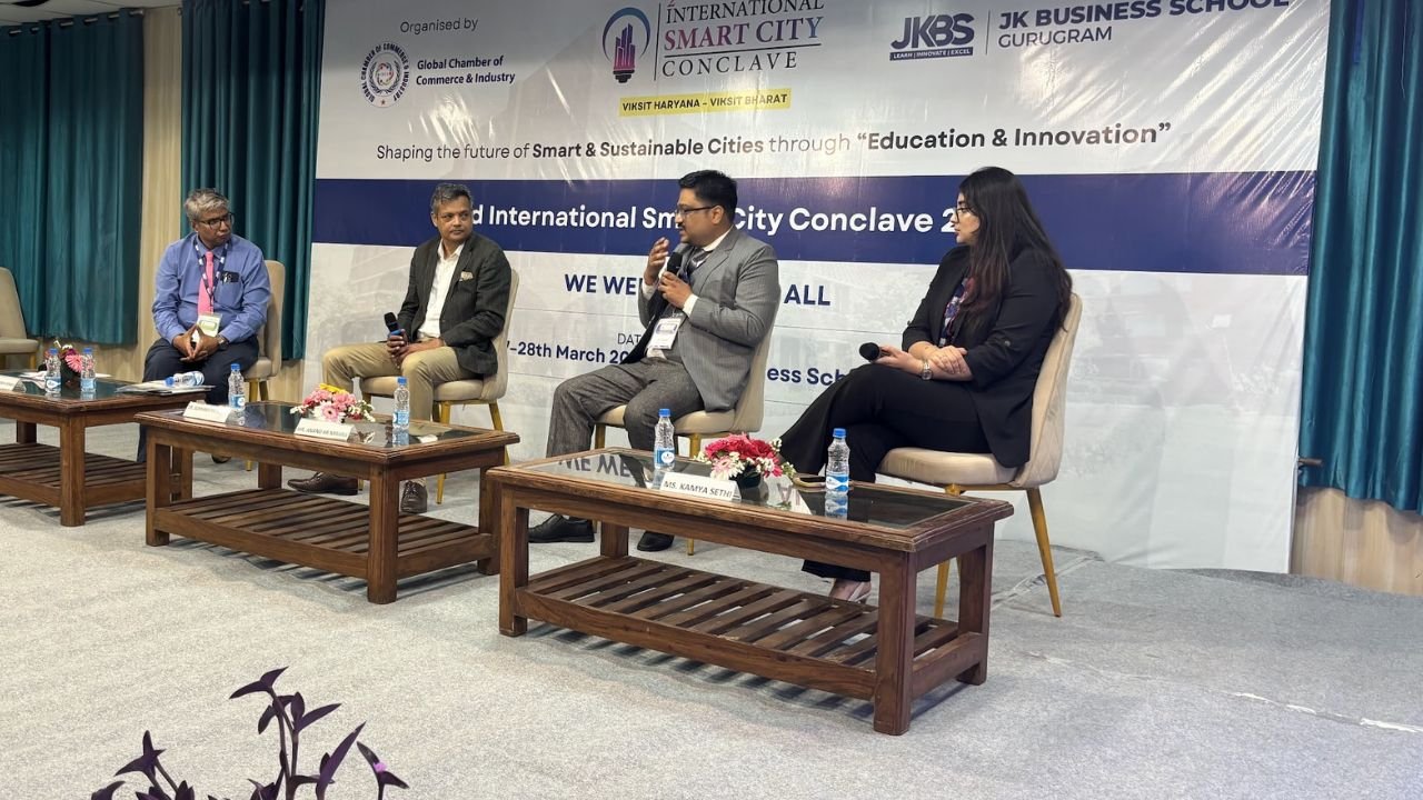 Smart Infrastructure & Clean Energy: Building Cities of Tomorrow Smart Infrastructure & Clean Energy: Building Cities of Tomorrow